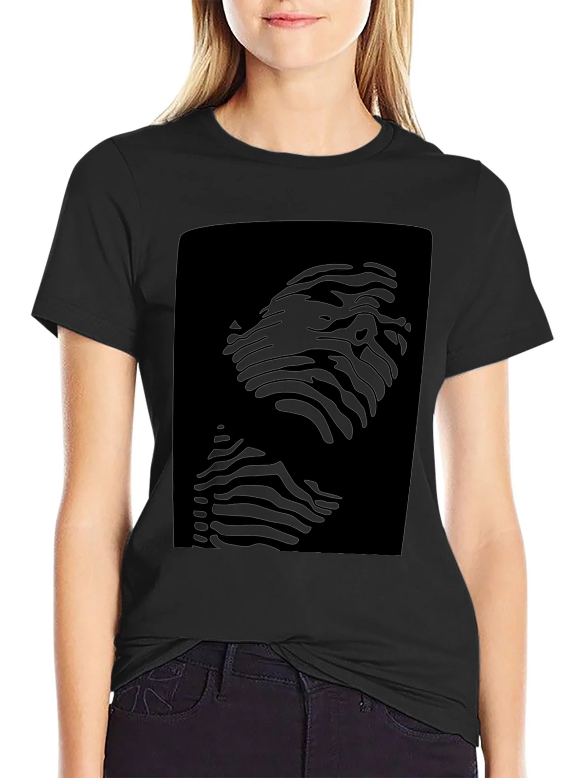 Abstract Striped Face Graphic Black T-Shirt product image 2